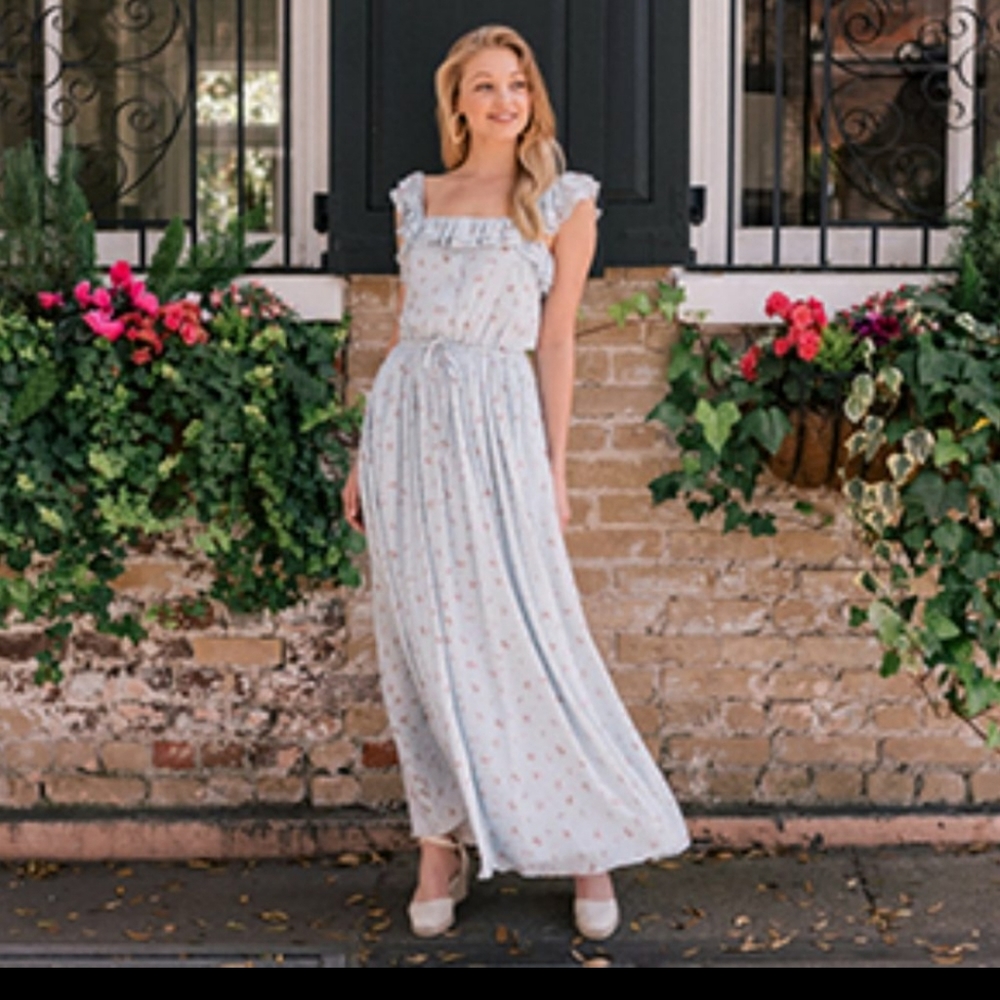 🌟 GAL MEETS GLAM New $198 Floral Dress